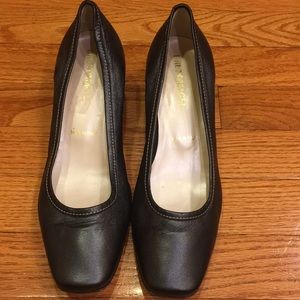 Brunomagli soft leather heals